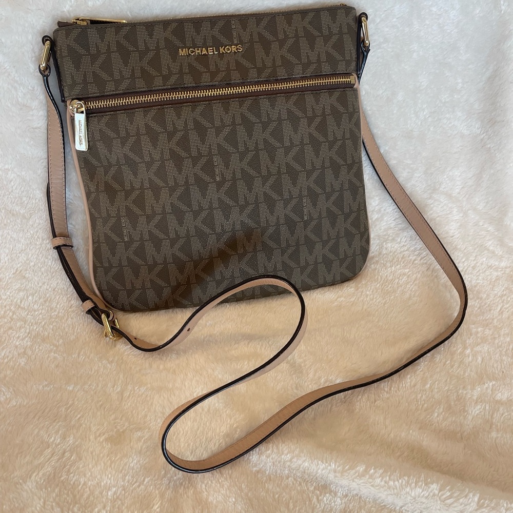MICHAEL KORS crossbody